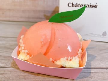 桃のビジュアルたまらん！シャトレーゼの「桃ケーキ」味も大満足だった。