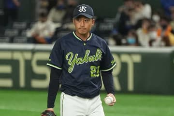 ヤクルト坂本がトレードでロッテに移籍　新天地での活躍誓う「皆さんへの恩返し」