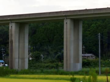 【速報】圏央道・木更津東インター通行止め　大雨で冠水、落雷で停電も　ネクスコ東