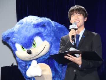 中川大志、人生初MCで報道陣に気配り　中村正人・SKY-HIらに緊張イジられ照れ笑い