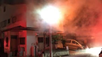 「血だらけで『刺された』と…」親族10人暮らしの住宅で4人刺され1人死亡、火事まで　トラブルで刃物が使われたか　千葉･君津市