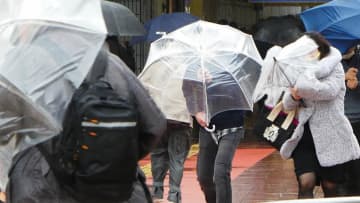 「２階建て高気圧」で猛暑、「線状降水帯」で豪雨　日本の夏を襲う異常気象