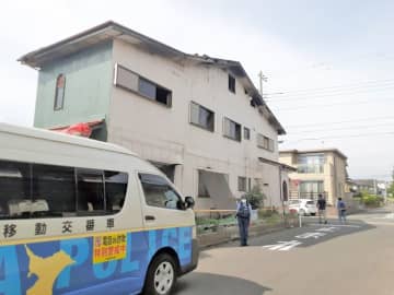 【続報】刃物で4人死傷　親族間でのトラブルか　千葉県警が捜査、現場では火災も　君津の住宅