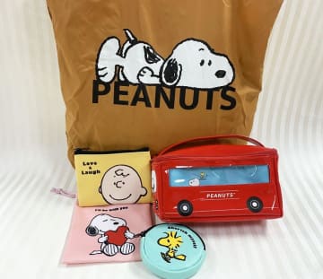 8月の付録は「スヌーピー」祭り！バス型ポーチもエコバッグも最高可愛いよ～♡