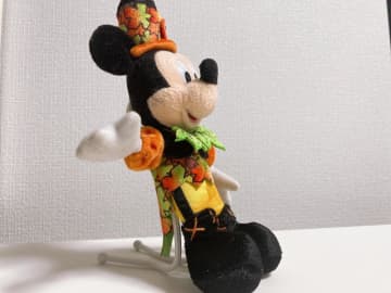 天才か！？ぬいを自立させられる100均グッズ「買ってよかった」「暫定一位」