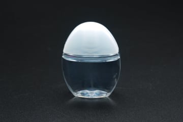 95％の人は正しくさせていない！目薬は「1滴で十分」「パチパチ瞬きはNG」