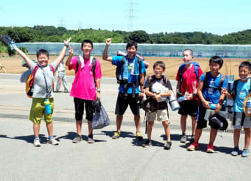小中学生が真夏の冒険　川遊び、キモ試し、花火…　3年ぶり宿泊グループ活動　千葉・袖ケ浦