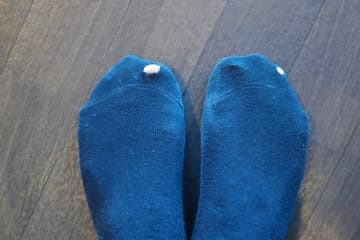 これぞSDGs？ 「靴下に穴が空いたら繕って出来る限り捨てない」年収1000万円の女性が感じる「貧乏性な自分」