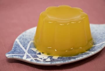 友人の見舞いで「ゼリー買ってきて」と言われて寒天を買ってしまった女性