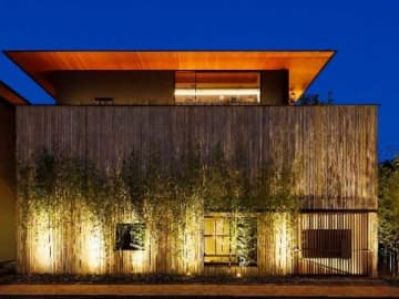 駒沢ハウジングギャラリー内に9月17日にオープンしたAQレジデンスのトップブランド「AQ PRIME」。竹の型枠を使った圧倒的な外観や、匠の技術を結集した国内最高峰の住宅は一見の価値あり。