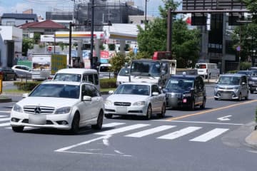 「運転免許を取らない」若者が急増…　20代が明かした”意外すぎる理由”