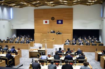 居眠り防止へカメラで緊張感　市川市議会が申し合わせ　市民から抗議殺到で対策