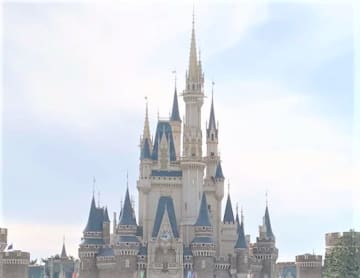 【速報】東京ディズニーランドのパレード中止　工事で通路に不具合　13日の公演実施は当日に決定