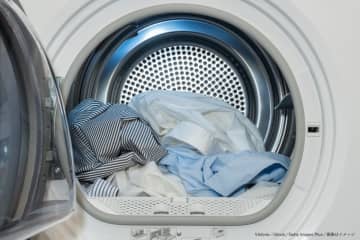 電気代の高騰で衣類乾燥機に入れるべきモノとは…　アイデアが世界中で拡散
