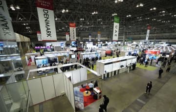 IT展示会、シーテック開幕　先端の環境技術、仮想空間