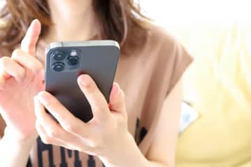 「男友達を紹介してあげる」と携帯番号を勝手に男性に教えた友人　モヤモヤした絶縁エピソード