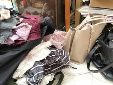 「秀才姉」が親のクレカを使い込み、家賃も滞納？！　部屋に乗り込むとそこには……