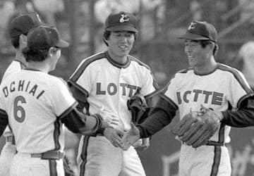 兆治さん訃報、球界に悲しみの声　王会長「苦労かけた」