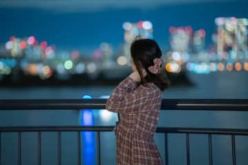 「いまの彼氏と別れないでいいなら」という条件で、二股前提で“セフレ”と結婚した女性