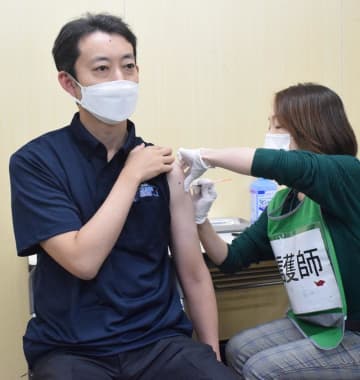 【新型コロナ】千葉・熊谷知事ワクチン接種4回目　「早めの接種」呼び掛け　BA・1対応型、有効性アピール