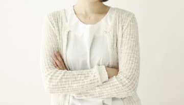 結婚式でもドケチな夫　「招待状も手作り、フラワーシャワーも造花の花びら」と怒りを語る女性