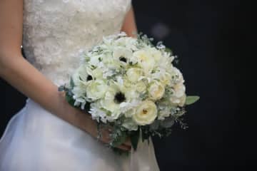 カオス！花嫁だけの披露宴「新郎席には大きなぐったりとしたミッキーが着席」 結婚式の衝撃エピソード【前編】