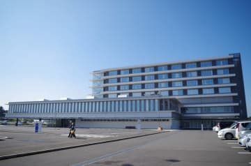 【速報】エクモ納入で便宜、100万円受け取る　収賄容疑で技士長の男を逮捕　東千葉メディカルセンター　千葉県警