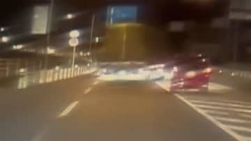 追い抜こうとしてあわや　危険な運転 なぜ割り込む