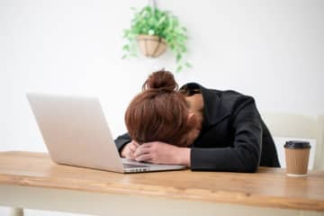 「悪どさに唖然」友人の建設会社を手伝ったらブラックだった…　絶縁した女性