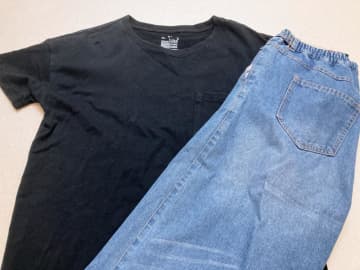 いらない服、捨てるの待った！チョキチョキするだけで超優秀な「掃除グッズ」になります。