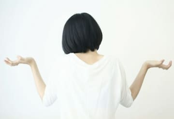 友人の旦那に会ってみたら「初対面なのに頭を引っぱたかれた」女性の絶縁エピソード