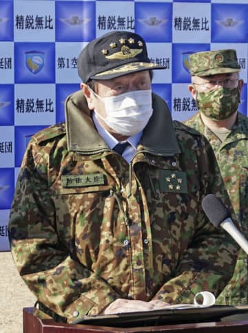 防衛相、安保3文書実行に決意　離島奪還訓練視察「職責果たす」