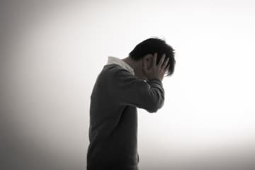 「食事代やタバコ代、電話代、光熱費まで払わせられました」やばすぎる”友達”に搾取され続けた男性