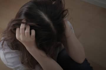 「不倫をやめて毎日帰って来て」高校生の息子が泣きながら頼んでも不倫を続ける夫