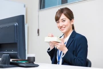 年収1000万円だけど貧乏性の女性「周りは外食するが、お弁当を必ず持参、会社の無料の給茶機で満足」
