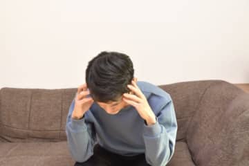 「高速代もガソリン代も払わない。なぜか年齢を偽っていたり…」あやしすぎる友人と縁を切った男性