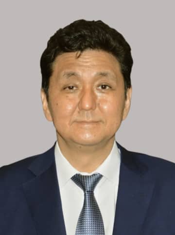岸前防衛相、衆院に辞職願を提出　補佐官も、4月に補選へ