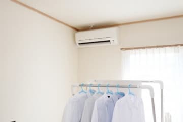 「市販のお茶は薄めて飲む」「暖房は部屋干しと同時のタイミング」貧乏性だと思う習慣