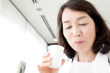 1日3回！マスク口臭に「重曹ブクブクうがい」酸性の口内を中和して臭い息を解決