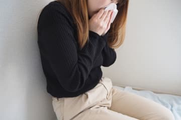 集中力の低下、抗えない眠気…運転が危ない！花粉症薬早見表