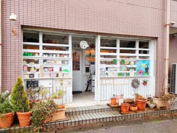 第2回「世界で一番小さなキャンバス展」＠勝田台カフェ・ピクニック
