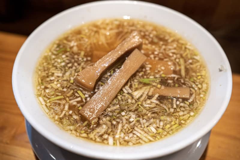 [Yokohama] Inheriting the taste of a long-established store!Ramen with thick bamboo shoots from town Chinese that appeared in ad street