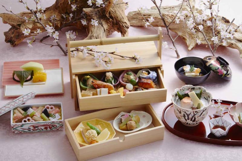 【ロイヤルパークホテル】桜や芽吹きの季節、日本料理で楽しむ「さくら御膳」&「筍御膳」を堪能
