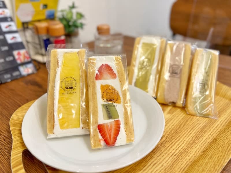 Kawaguchi City "Murataya" World First!Baumkuchen fruit sandwiches are also recommended as souvenirs.