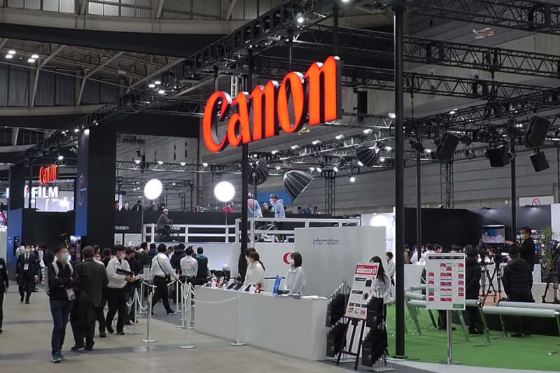 I have a camera!Canon and Transformers collaboration robot discovery [CP + 2023]