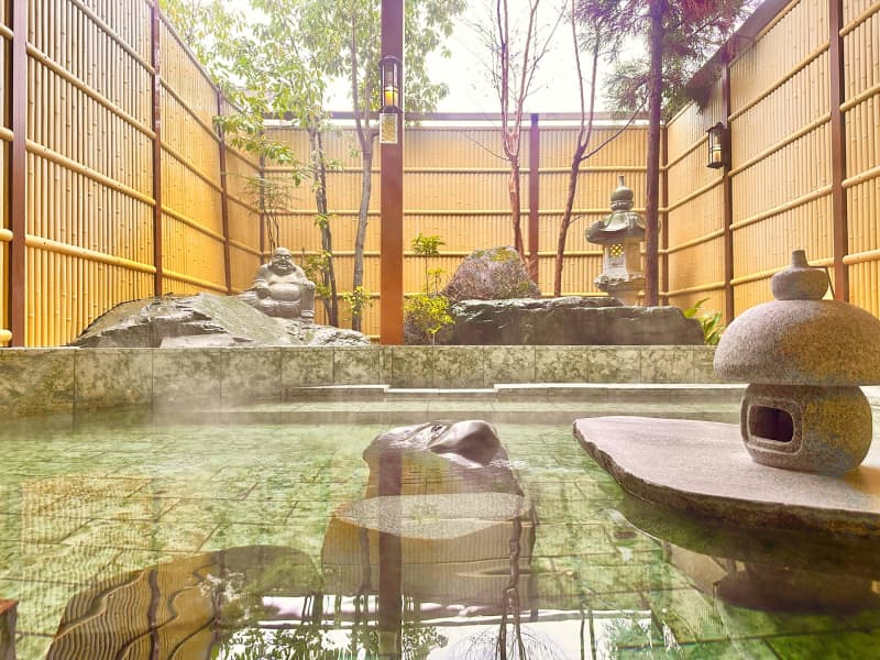 Shizuoka / Izu Nagaoka Onsen "Kobo no Yumoto Branch" specializes in hot spring cure and reopened in March. Uses "Hokutolite"