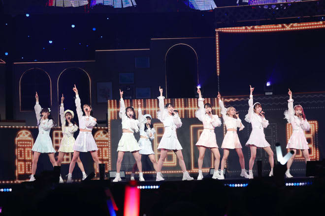 =LOVE、武道館でツアーファイナル「この会場を、私たちとみんなの愛でいっぱいに」