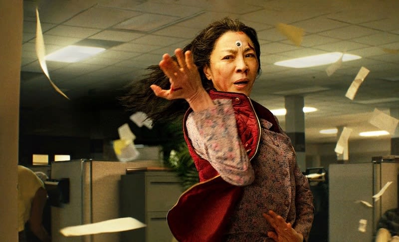 Why is ebeb's Michelle Yeoh's kung fu "crying"?Looking back on the heroic and splendid action history...