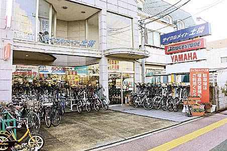 89 years of watching over the local cycle life!His Cyclemate Dobashi (…