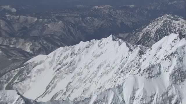 登山道から約150m滑落　北アルプス西穂高岳西穂独標付近　宮城県の女性をヘリで救助　けがはない模様
